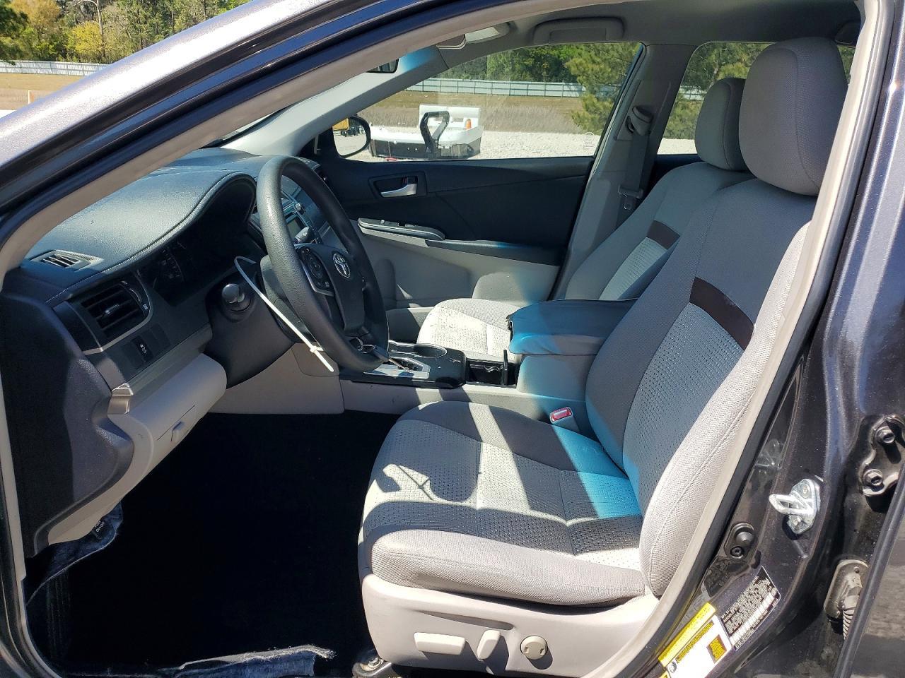 2012 Toyota Camry Le - Фото 7