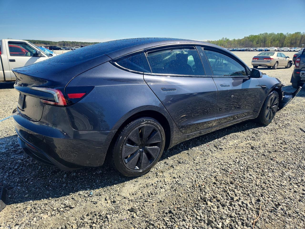 2024 Tesla Model 3 - Image 3