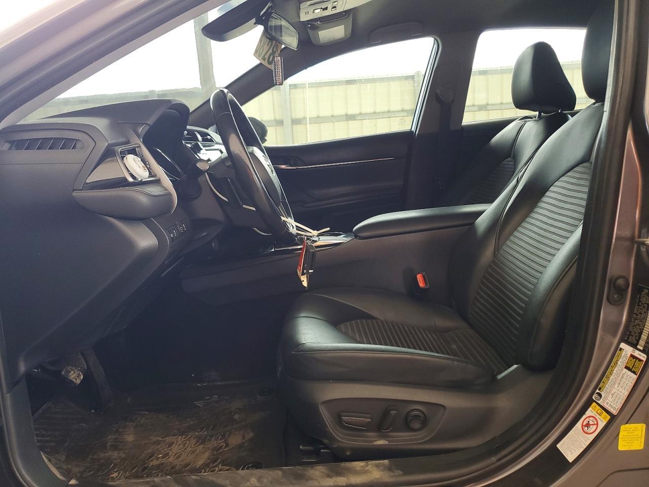 2019 Toyota Camry Se - Фото 7