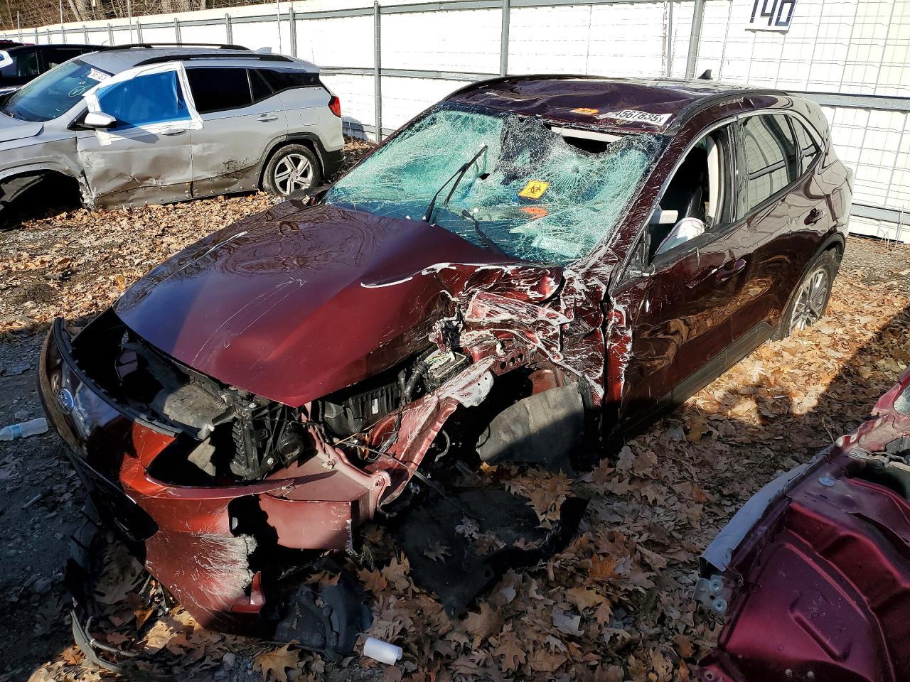 2021 Ford Escape Sel