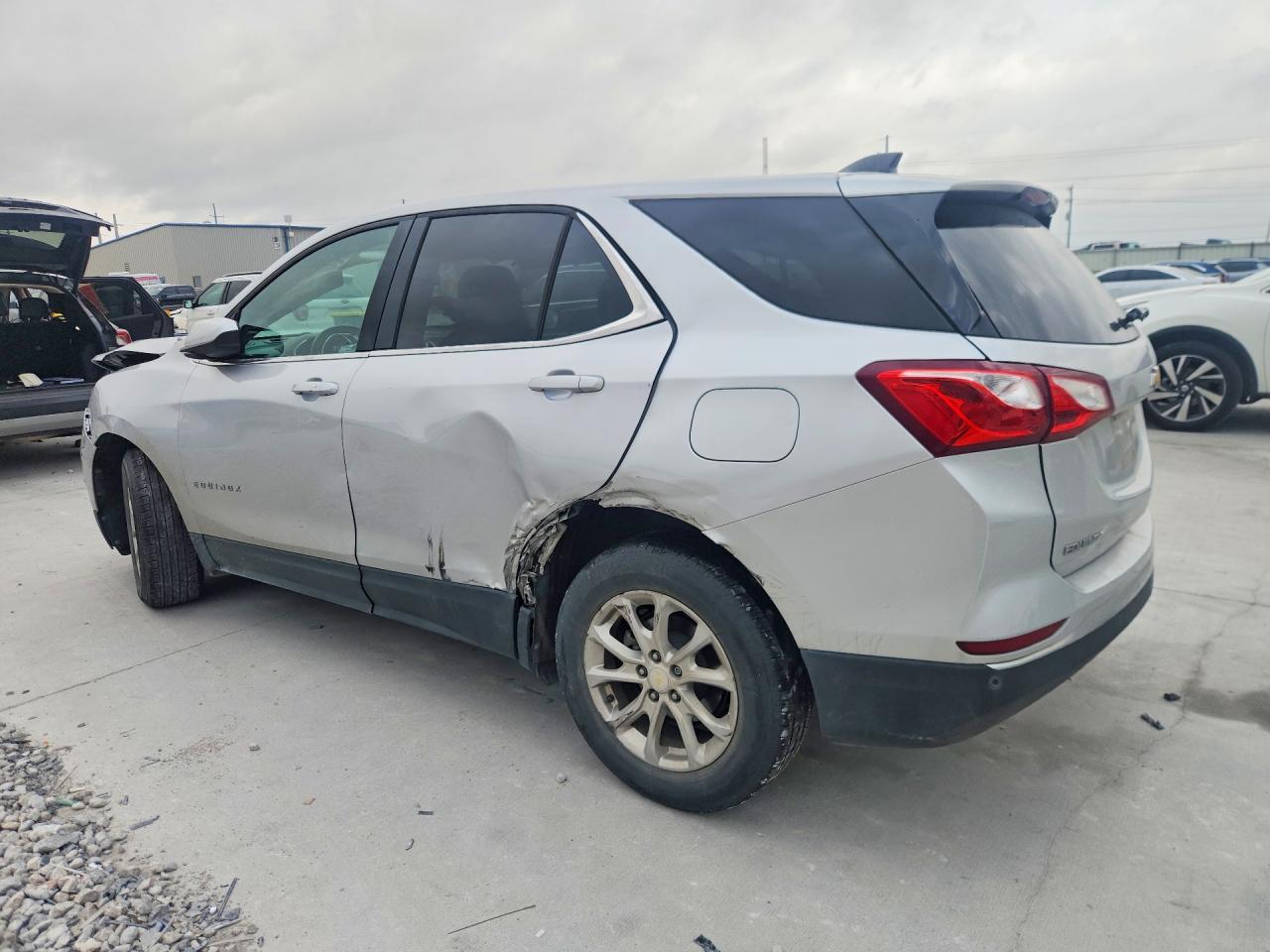 2020 Chevrolet Equinox Lt - Фото 2