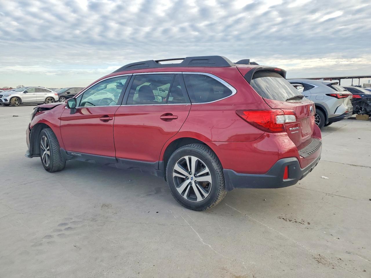 2019 Subaru Outback 2.5I Limited - Image 2