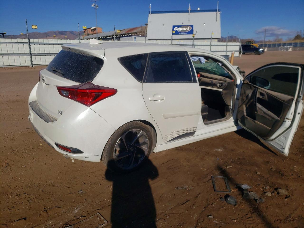 2016 Scion Im - Фото 3