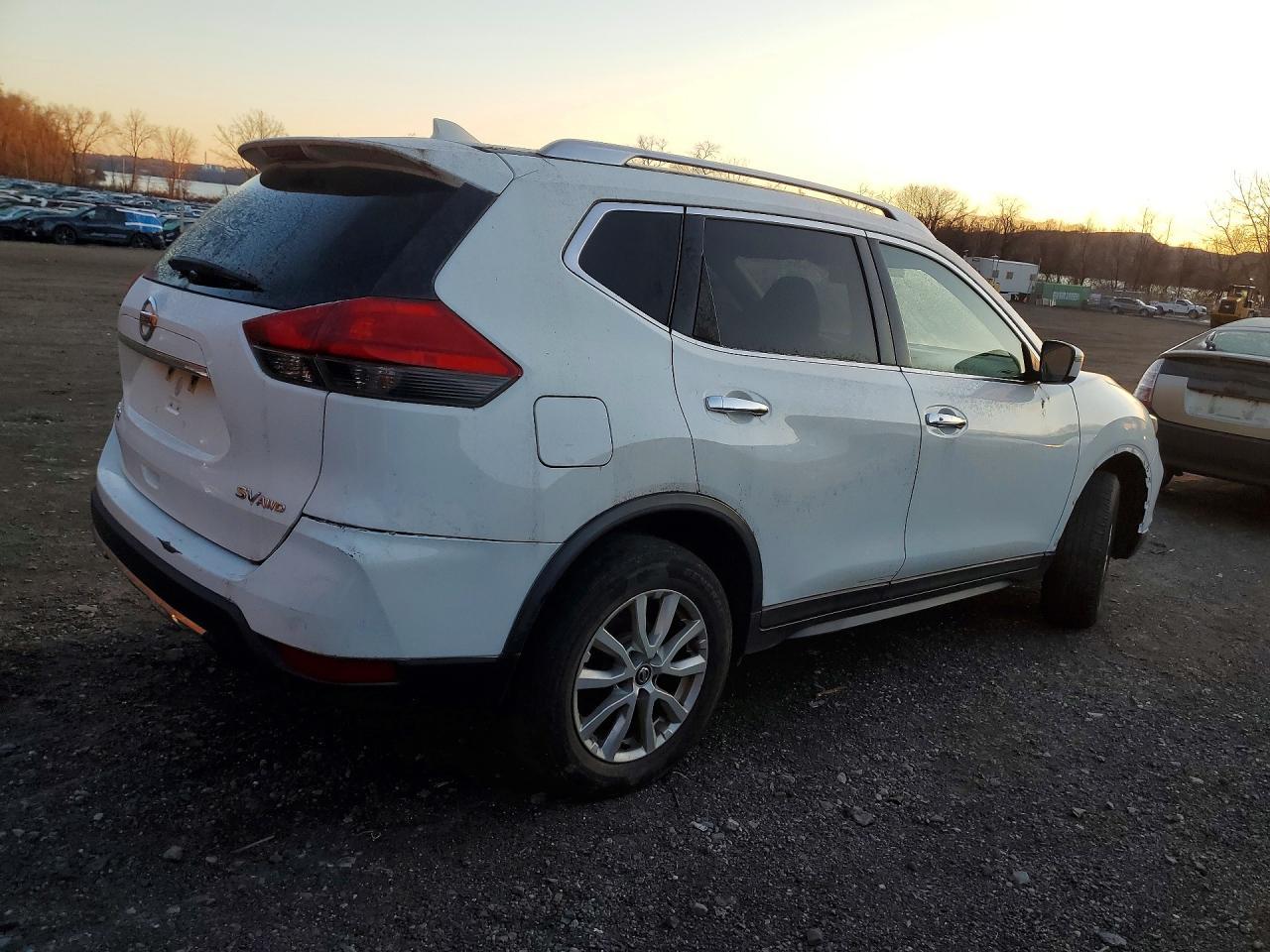 2017 Nissan Rogue Sv - Фото 3