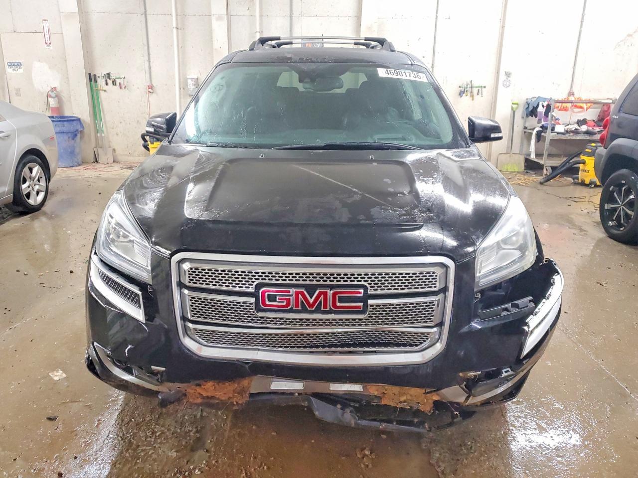 2016 GMC Acadia Denali - Image 5