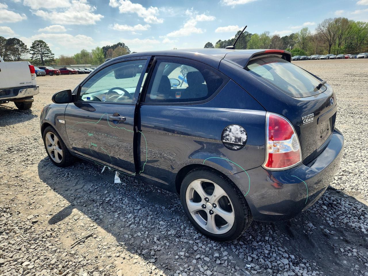 2009 Hyundai Accent Se - Фото 2