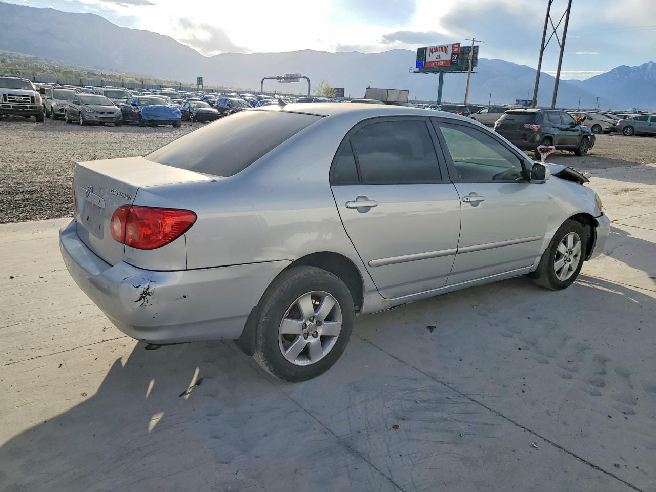 2005 Toyota Corolla Le - Фото 3