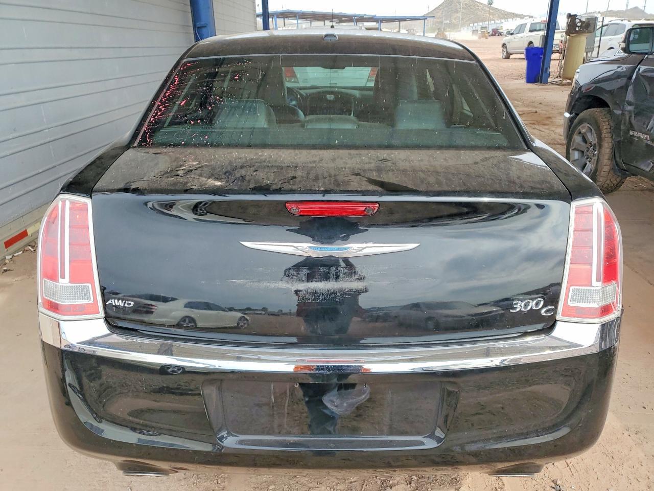 2014 Chrysler 300C - Фото 6
