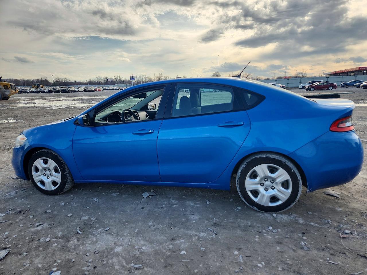 2016 Dodge Dart - Фото 2