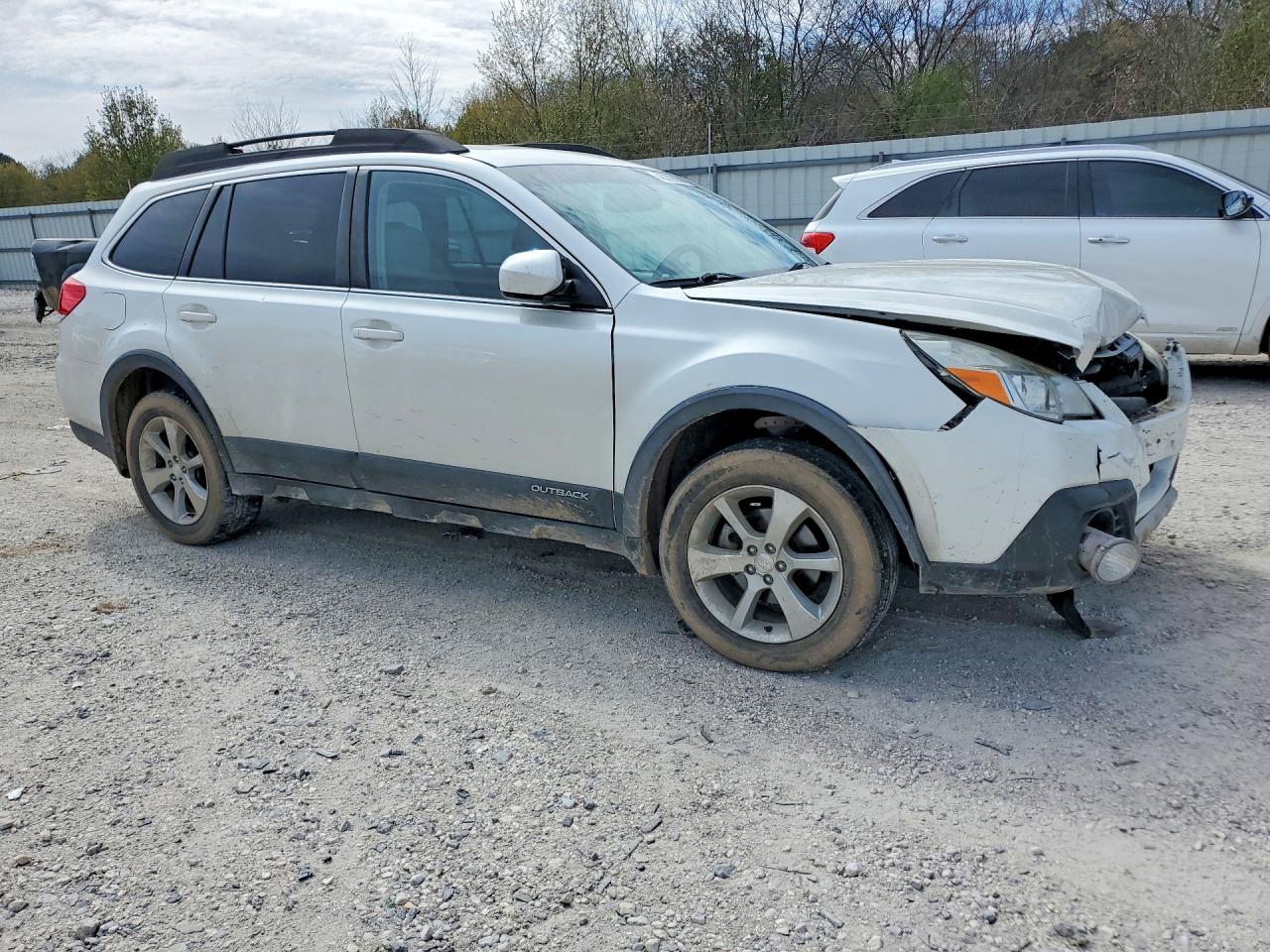 2014 Subaru Outback 2.5I Limited - Image 4