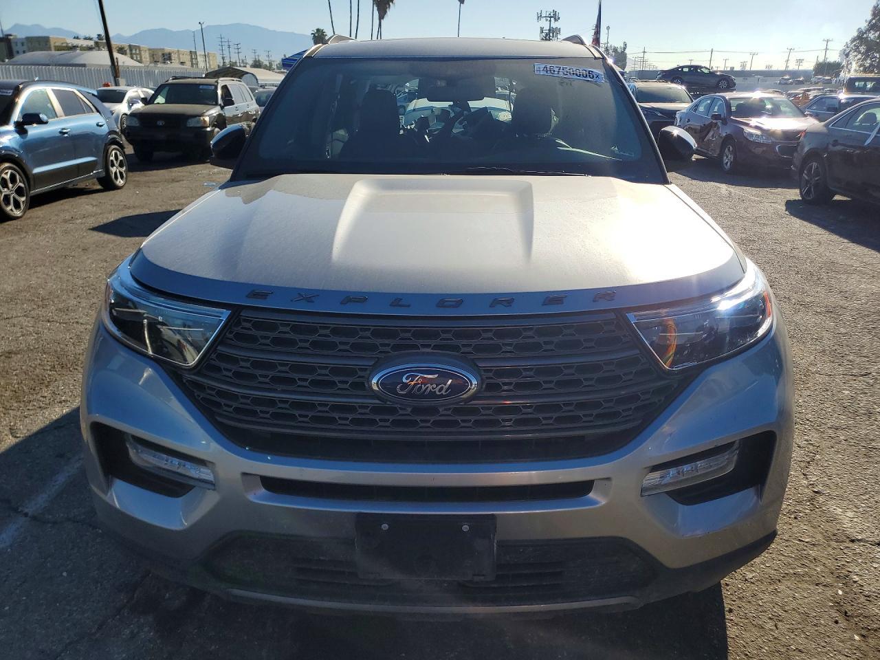 2023 Ford Explorer Xlt - Image 5