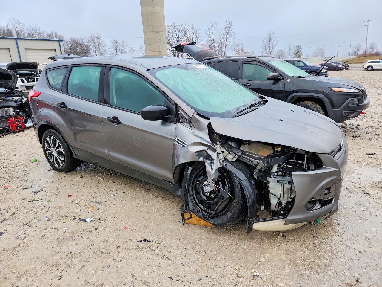 2013 Ford Escape S - Фото 4