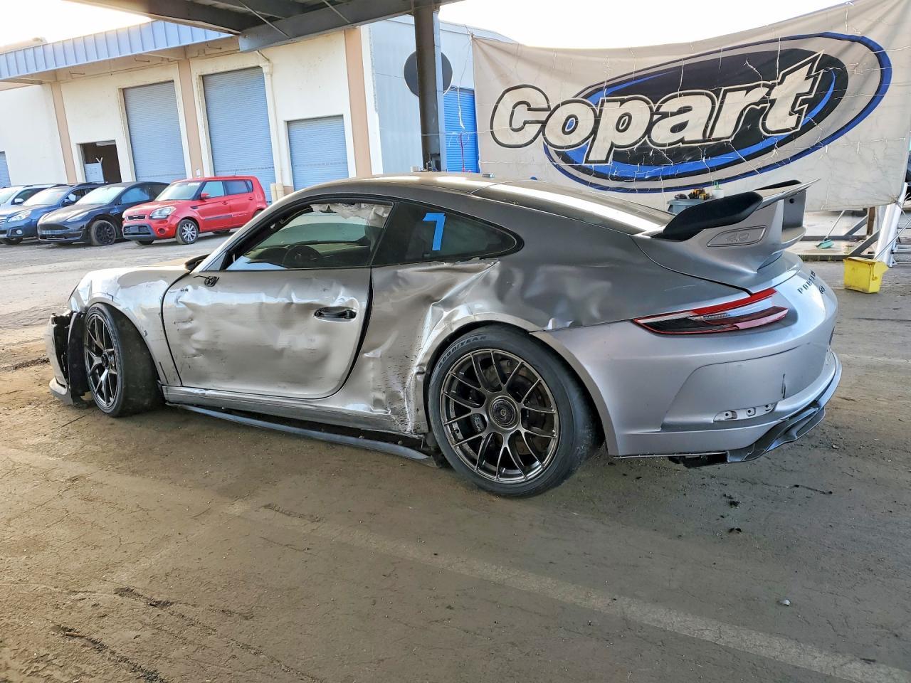 2018 Porsche 911 Gt3 - Фото 2