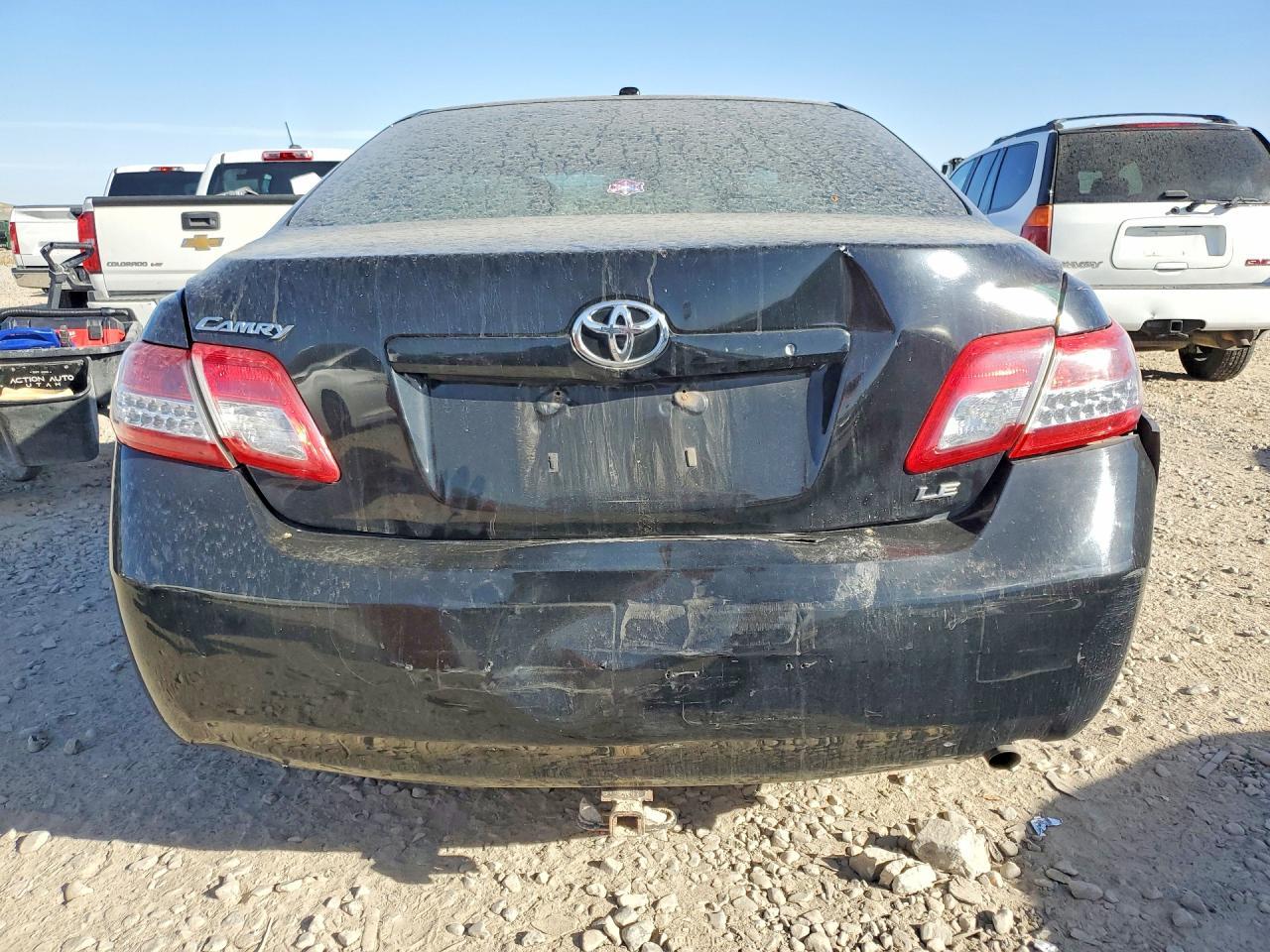 2011 Toyota Camry Le - Фото 6