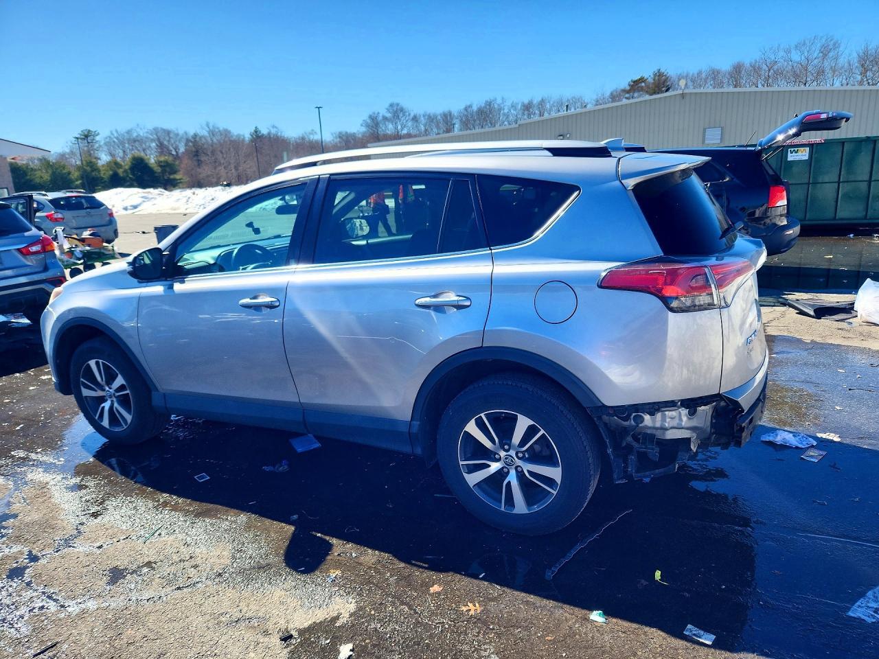 2016 Toyota Rav4 Xle - Фото 2