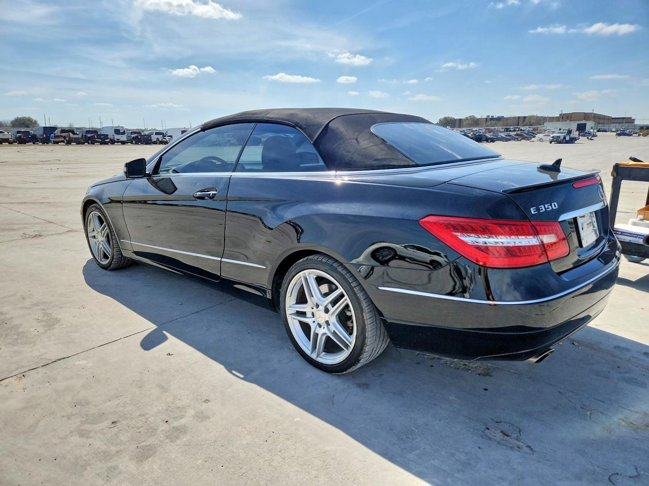 2013 Mercedes Benz E 350 - Фото 2