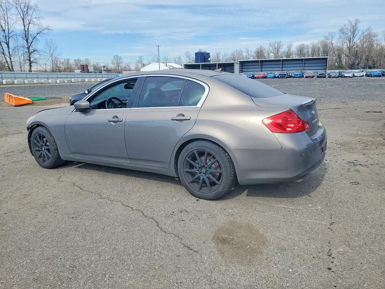 2012 Infiniti G37 Sedan Journey - Image 3