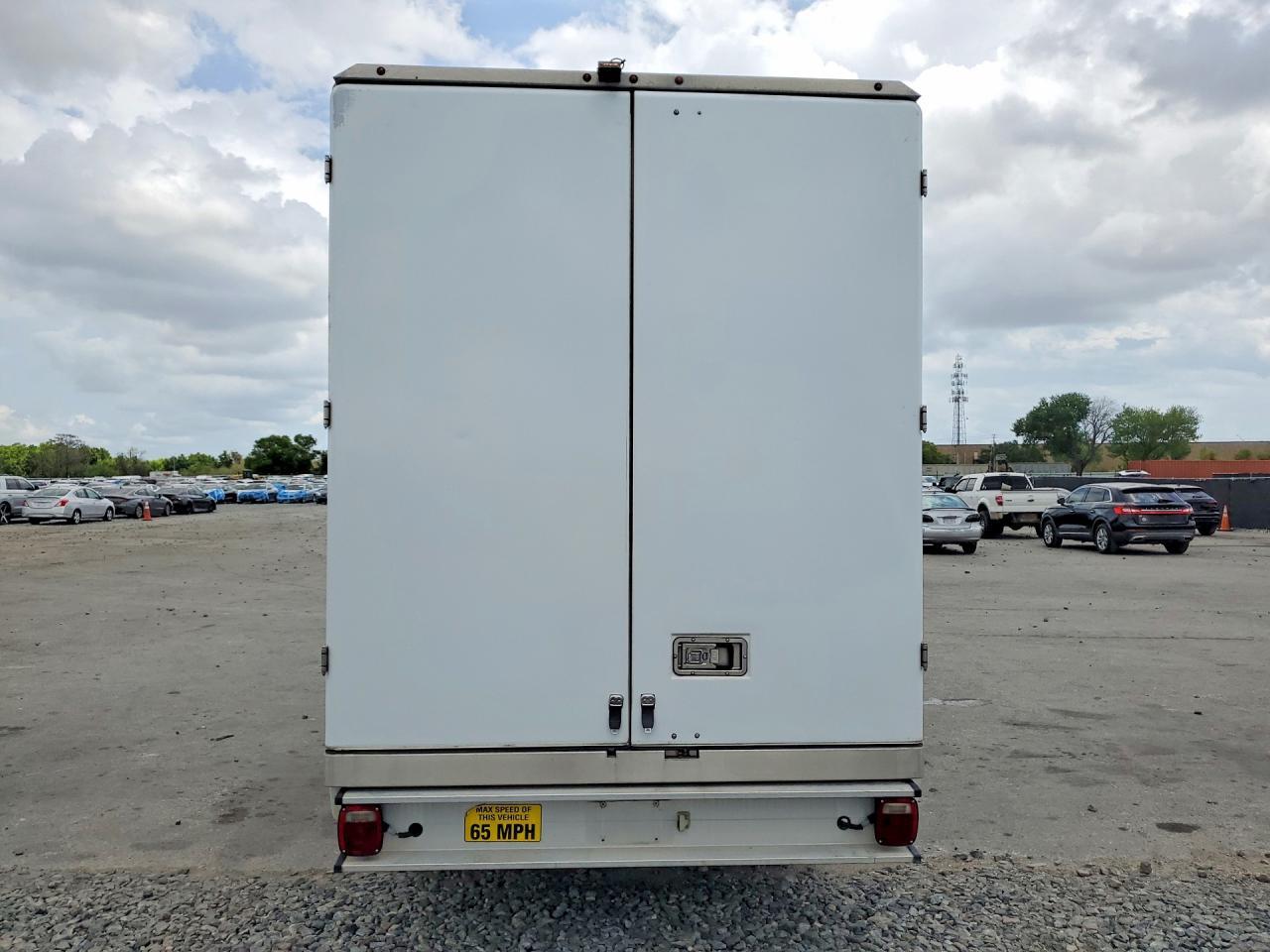 2021 Ford Transit Delivery Truck - Фото 6