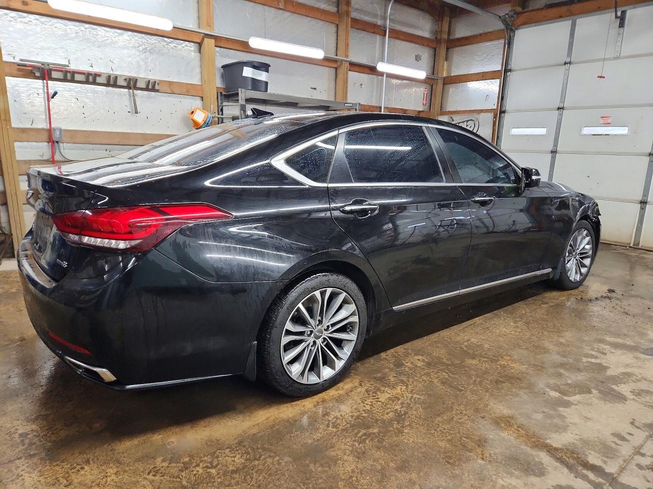 2015 Hyundai Genesis 3.8L - Фото 3