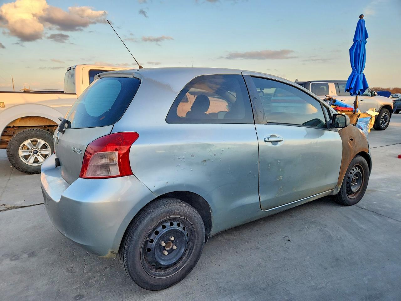 2008 Toyota Yaris Base - Фото 3