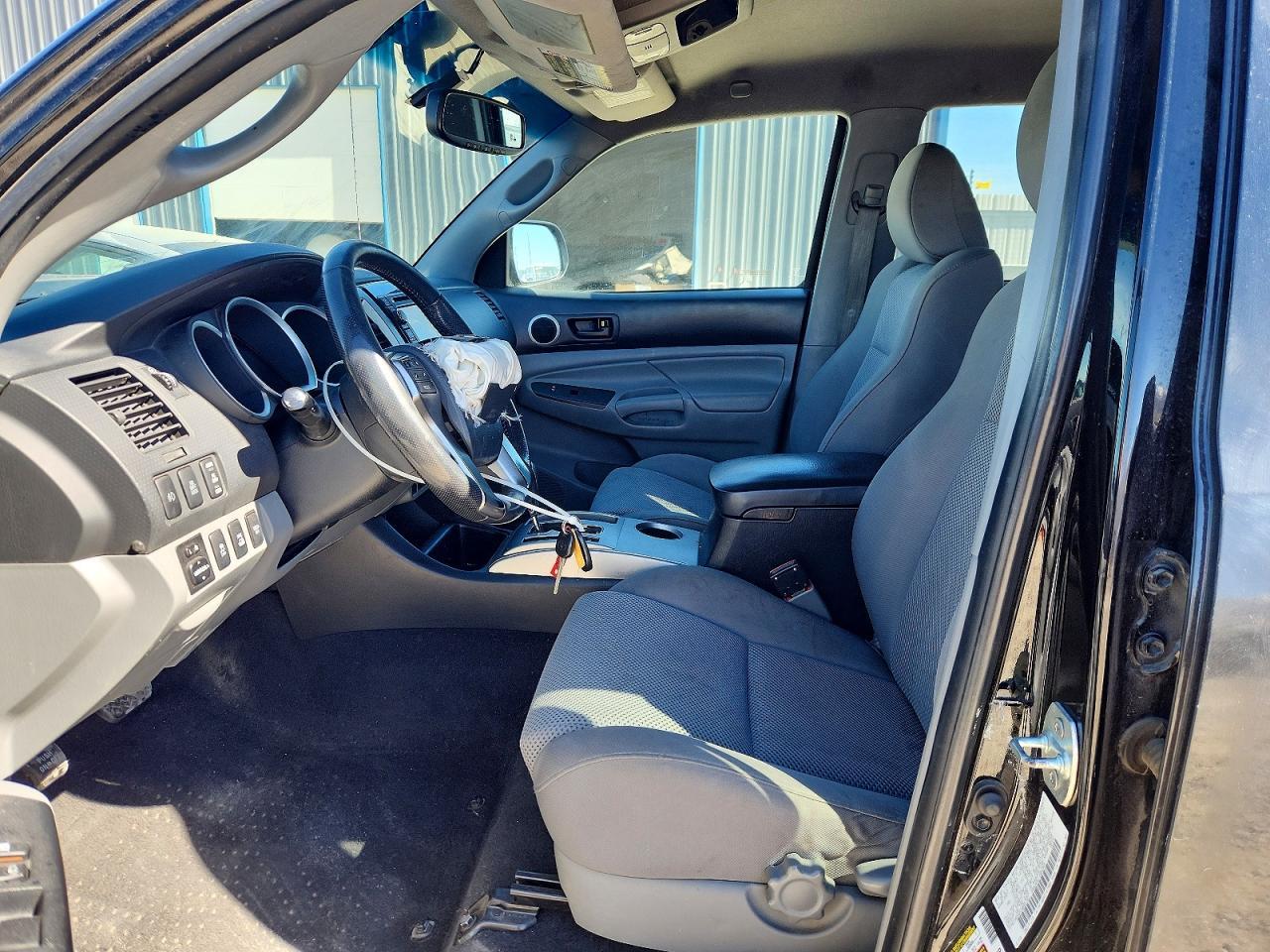 2012 Toyota Tacoma V6 - Image 7