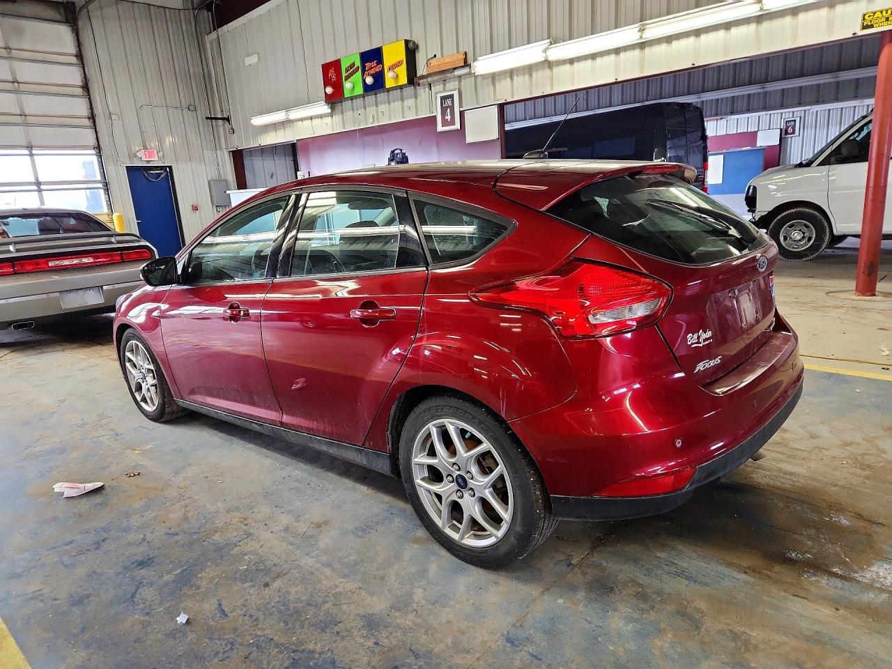 2015 Ford Focus Se - Фото 2