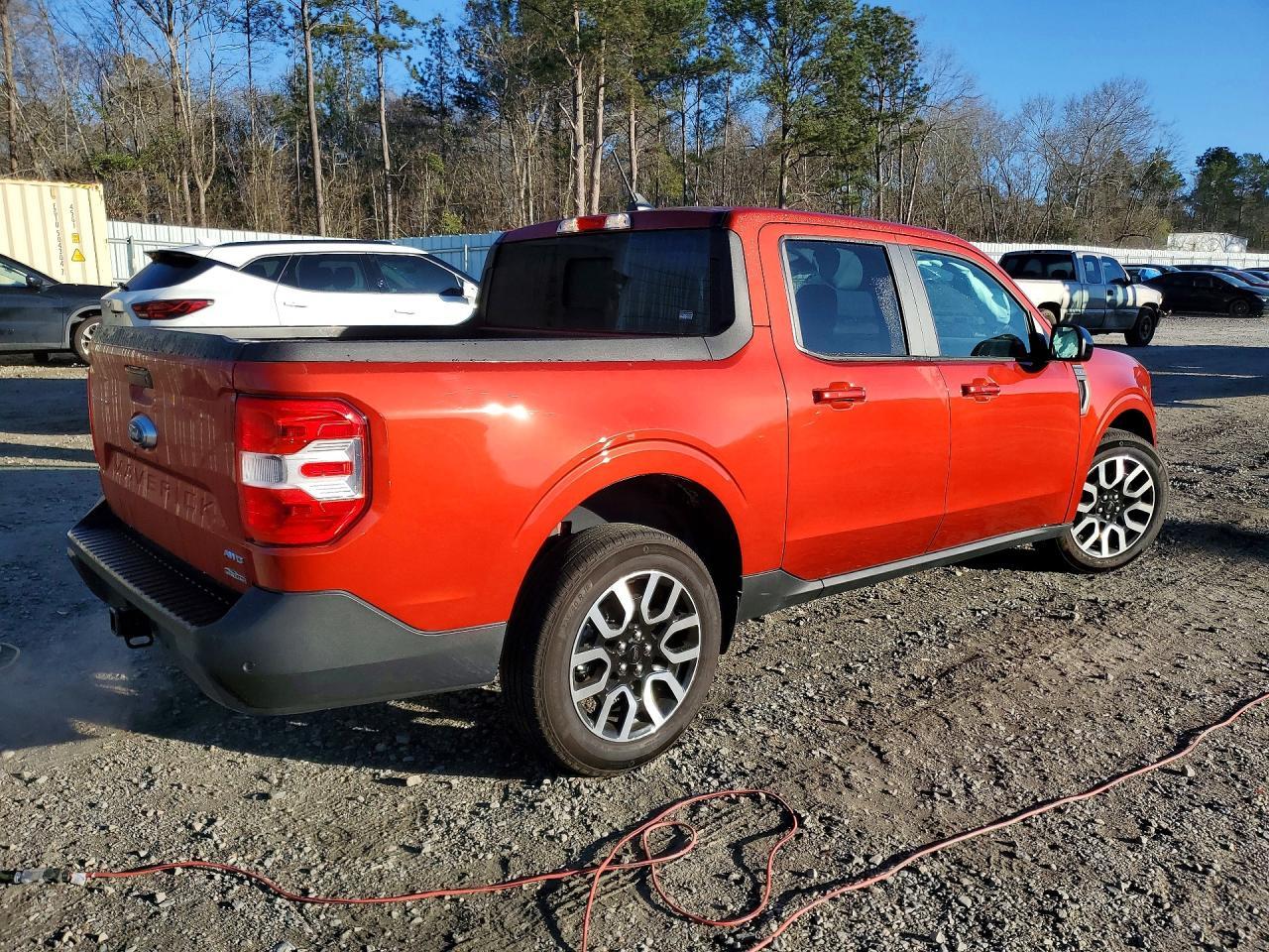 2024 Ford Maverick Lariat - Image 3