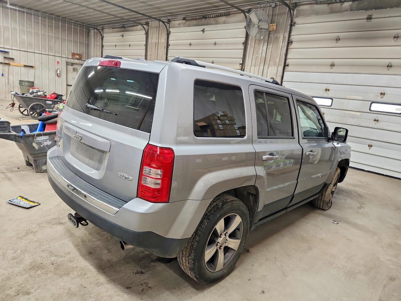2017 Jeep Patriot Latitude - Фото 3