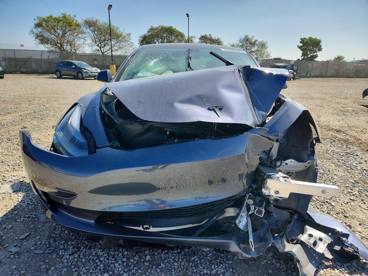2023 Tesla Model 3 - Фото 5