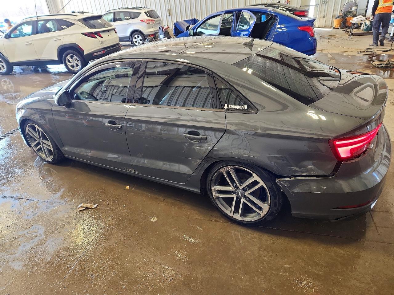 2017 Audi A3 Premium - Фото 2