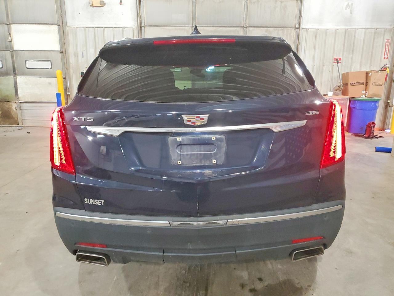 2017 Cadillac Xt5 - Image 6