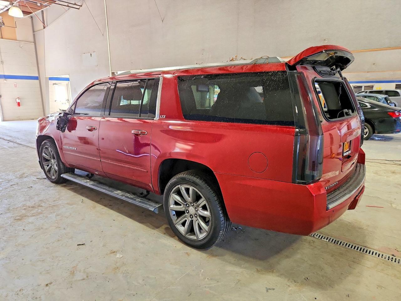 2015 Chevrolet Suburban K1500 Ltz - Image 2