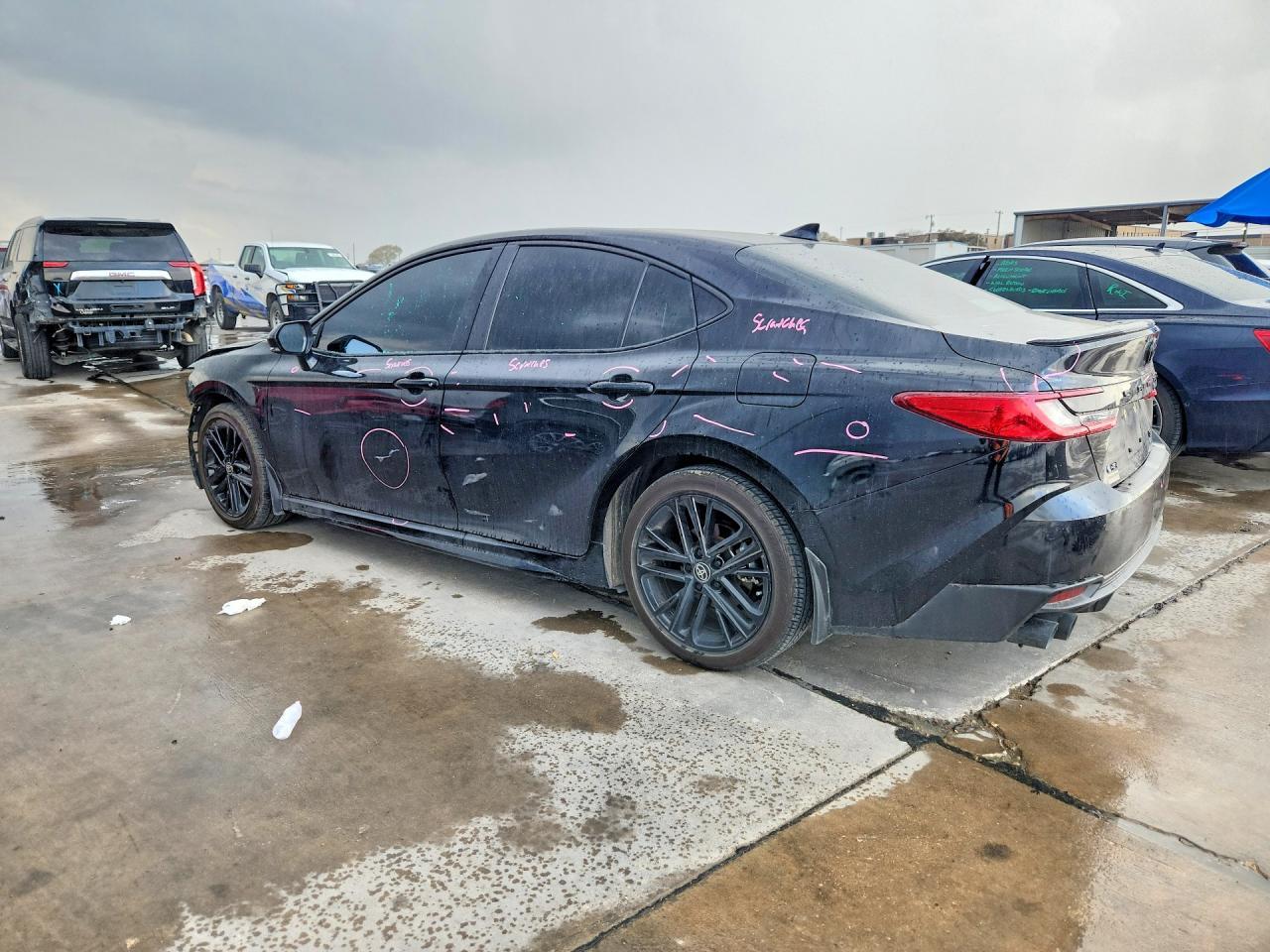 2025 Toyota Camry Se - Image 2