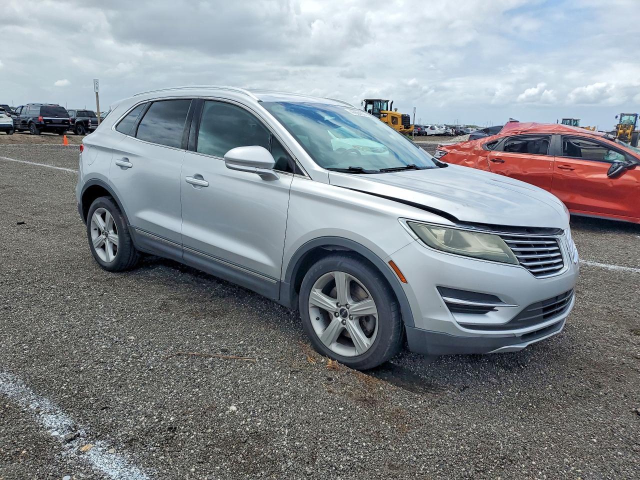 2016 Lincoln Mkc Premiere - Image 4