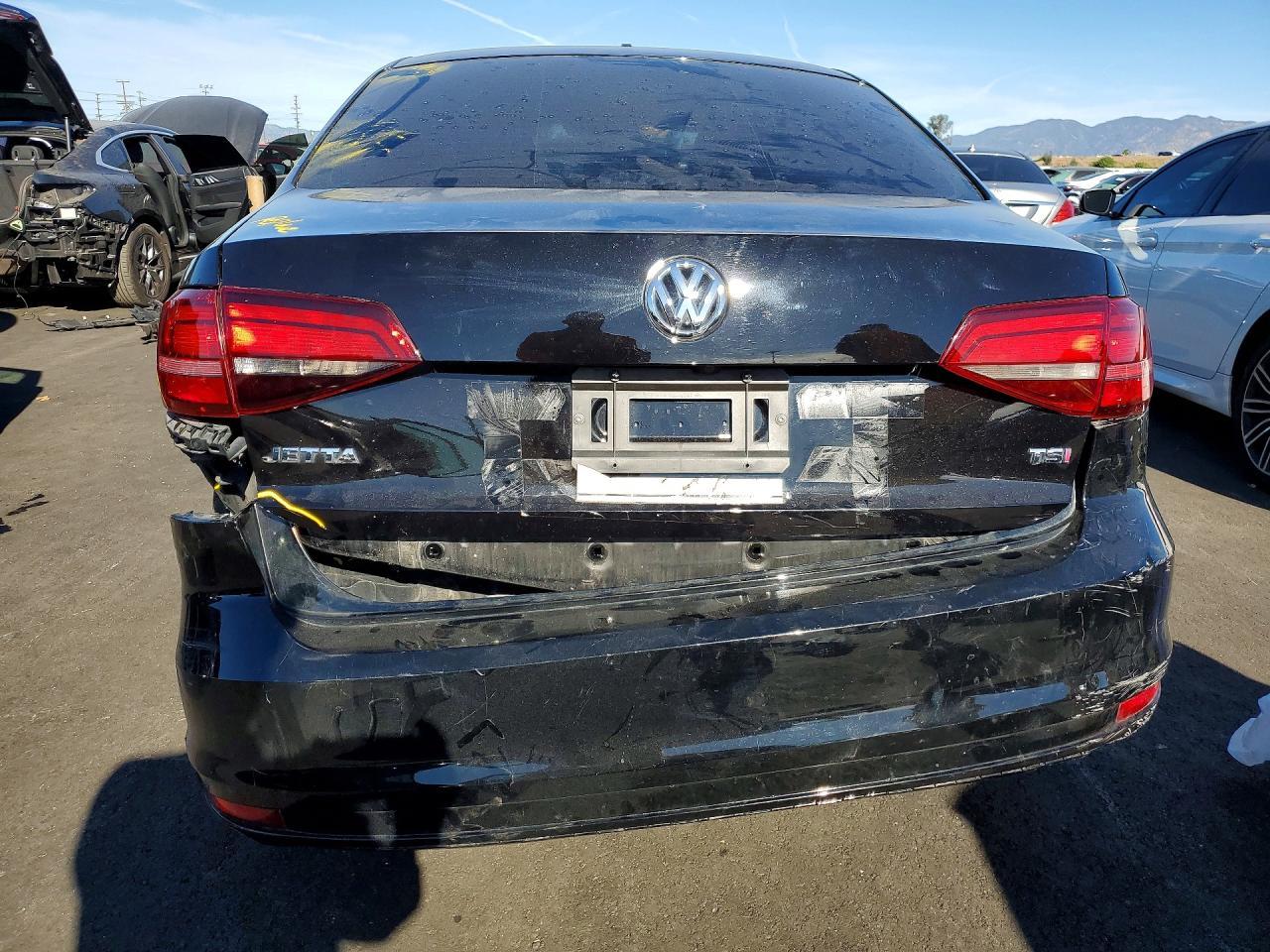 2018 Volkswagen Jetta S - Фото 6