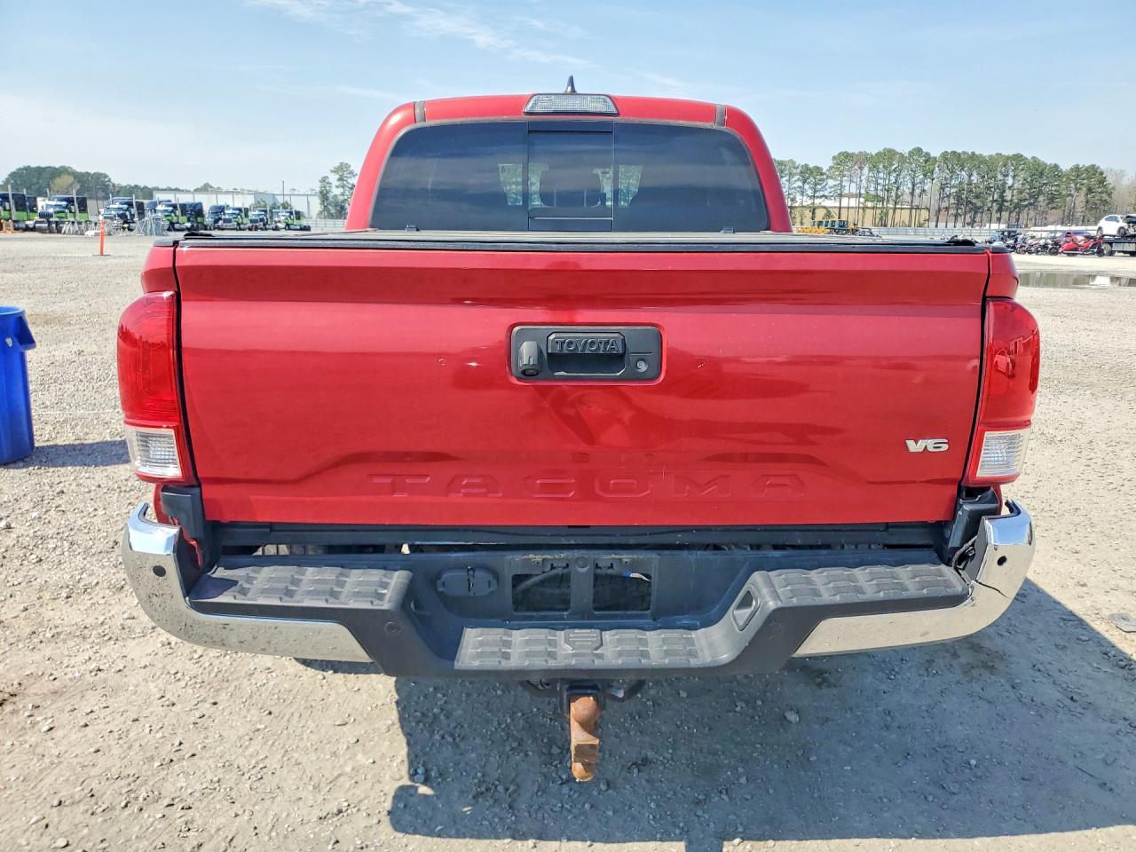 2018 Toyota Tacoma Sr5 V6 - Image 6