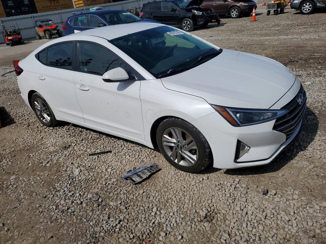 2020 Hyundai Elantra Sel - Фото 4