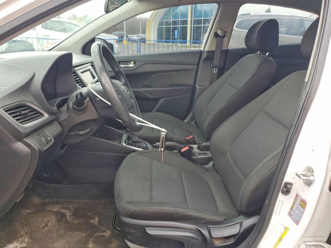 2020 Hyundai Accent Se - Фото 7