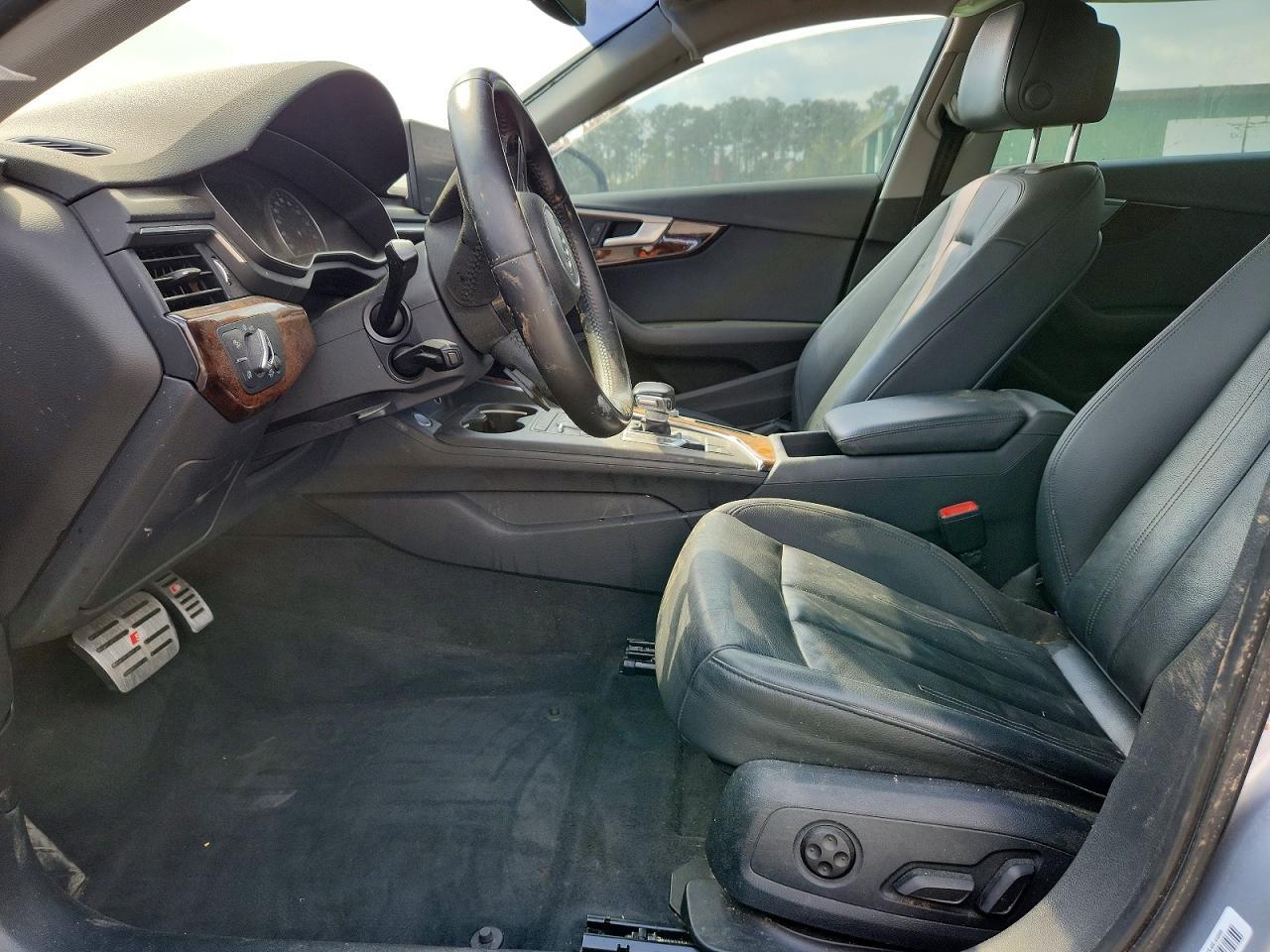 2017 Audi A4 Premium - Фото 7