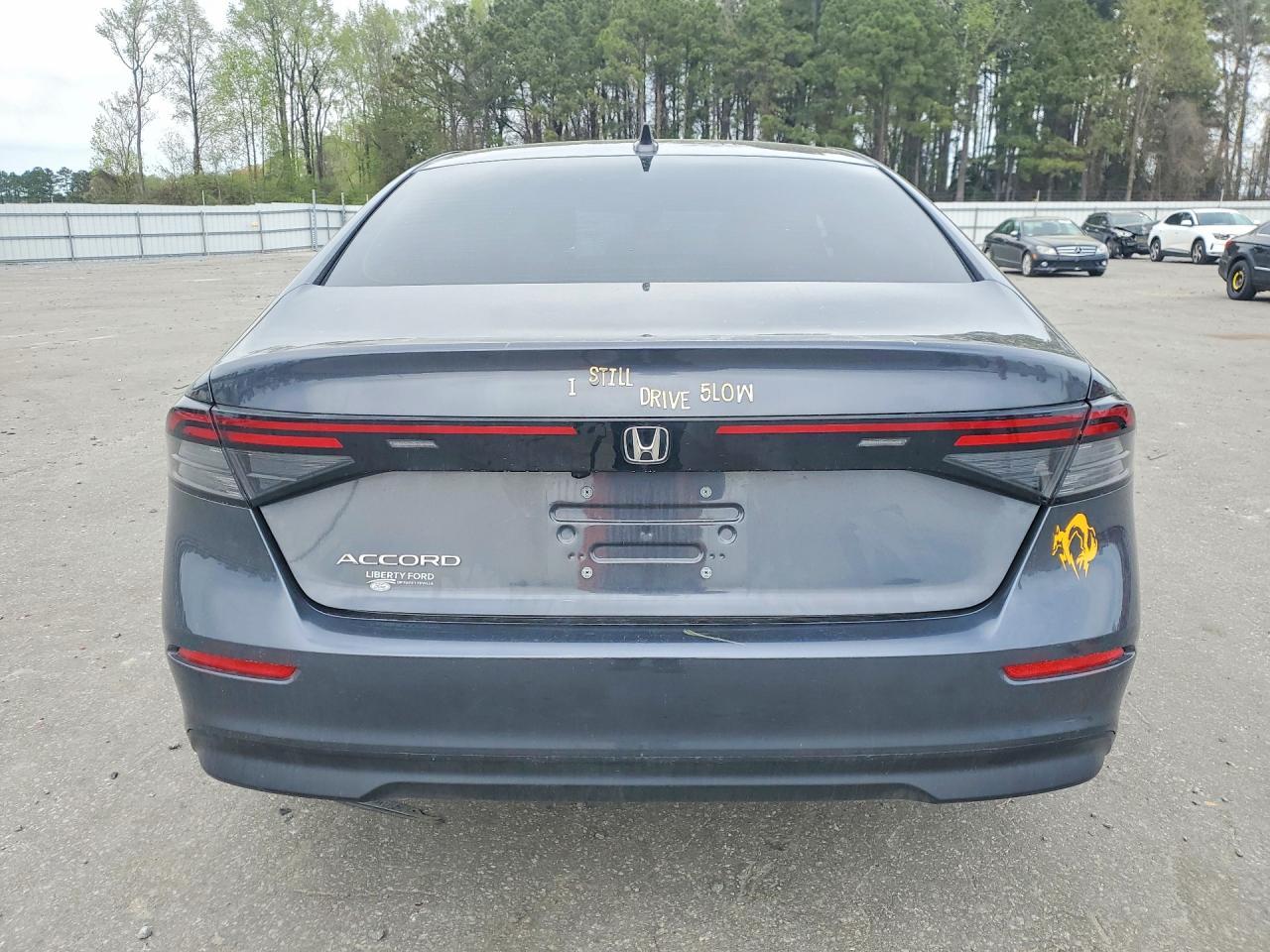 2025 Honda Accord Lx - Image 6