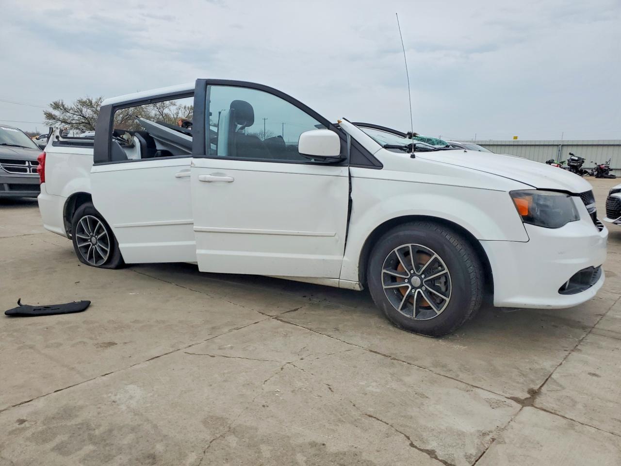 2015 Dodge Grand Caravan Sxt - Фото 4