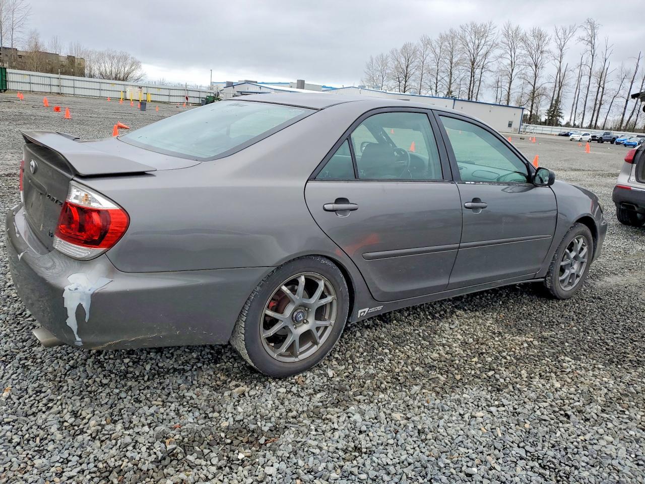 2005 Toyota Camry Se V6 - Фото 3