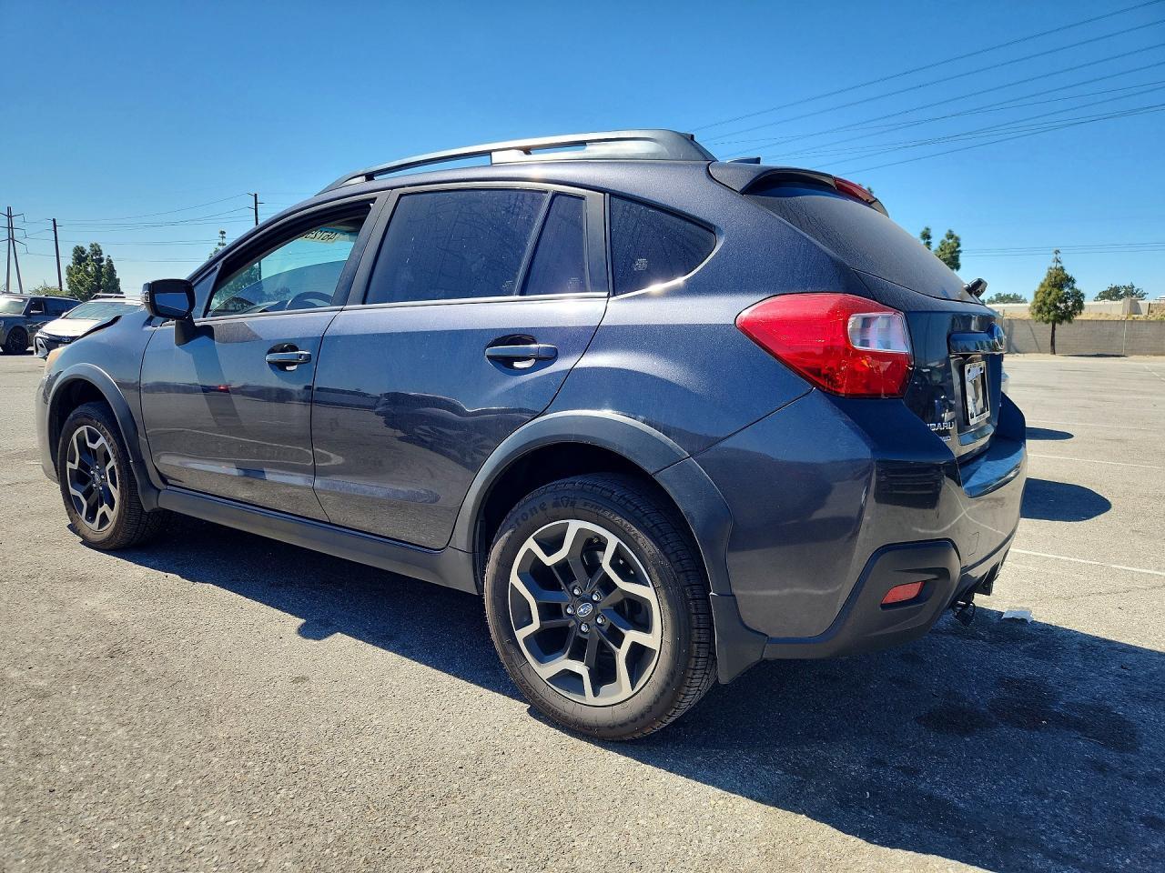 2016 Subaru Crosstrek Limited - Image 2