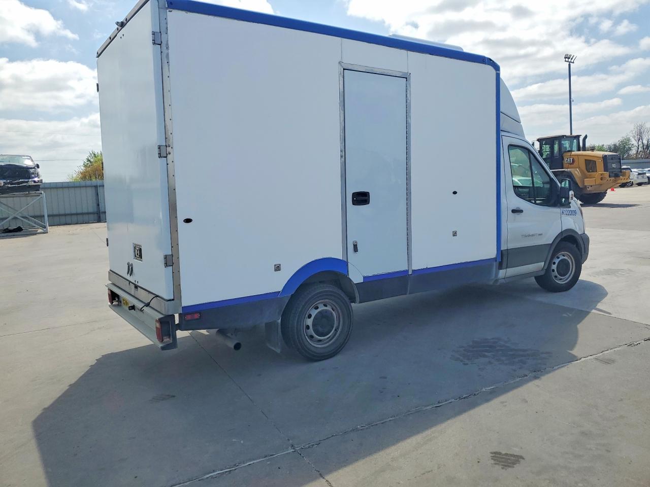 2022 Ford Transit T-350 - Фото 3