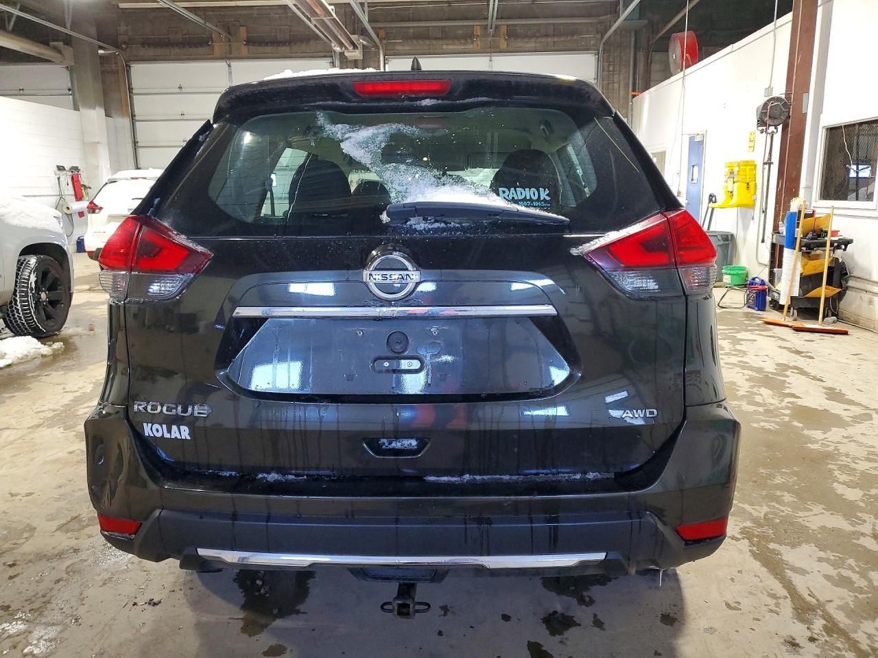 2017 Nissan Rogue S - Фото 6