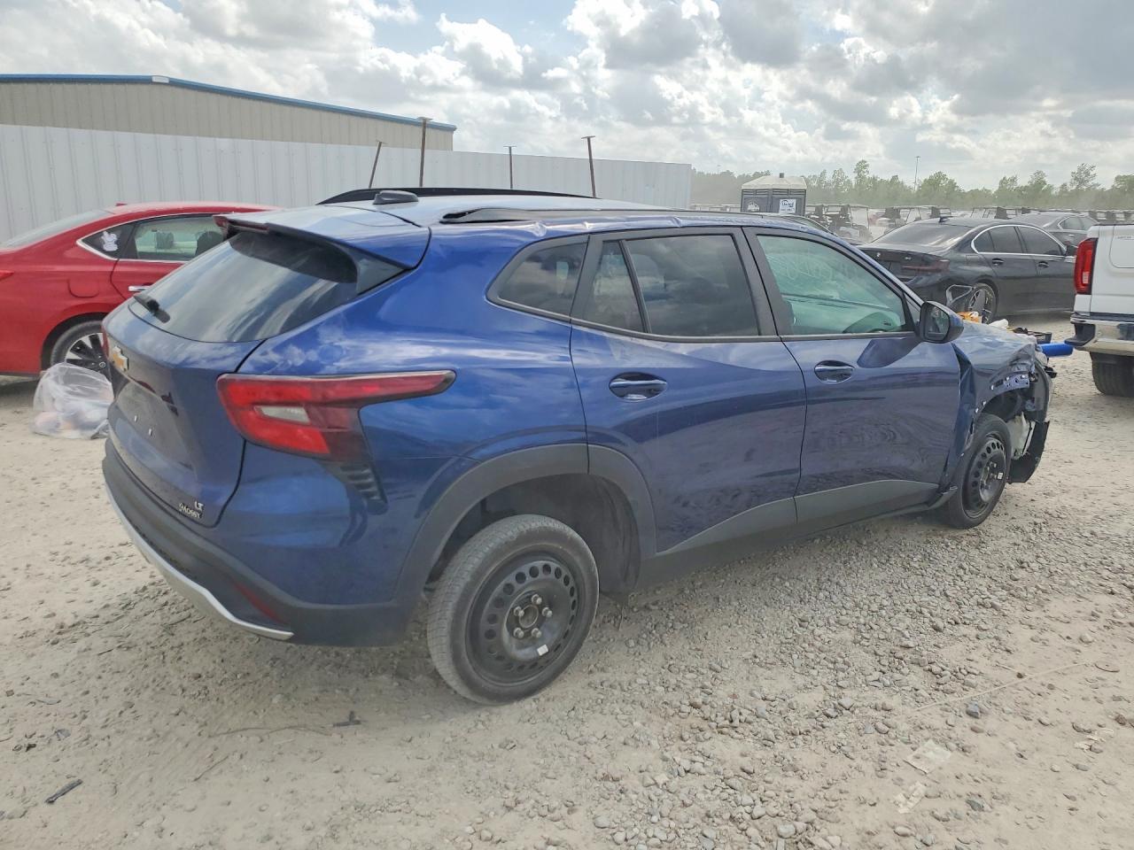 2024 Chevrolet Trax 1Lt - Image 3