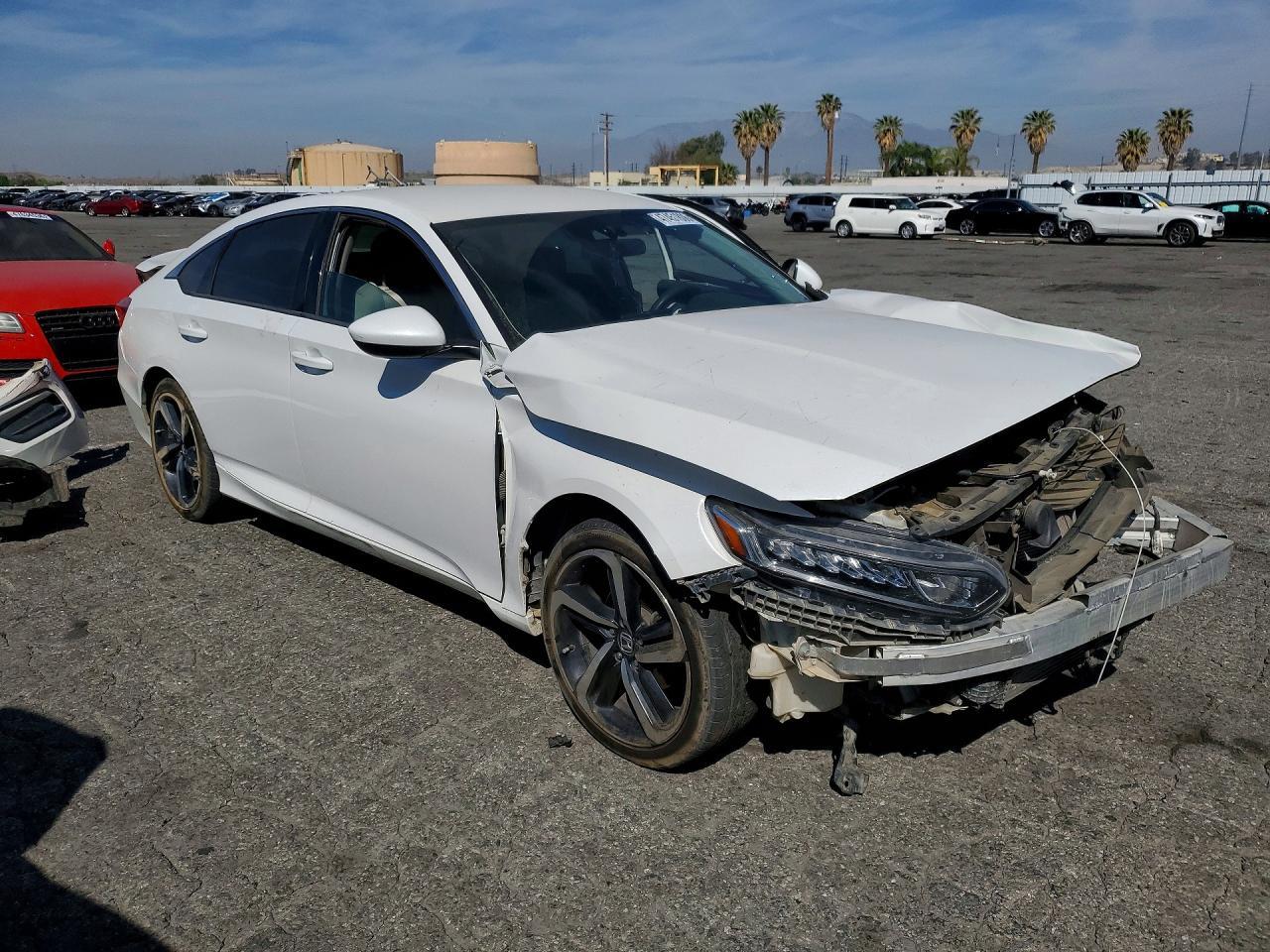 2018 Honda Accord Lx - Фото 4