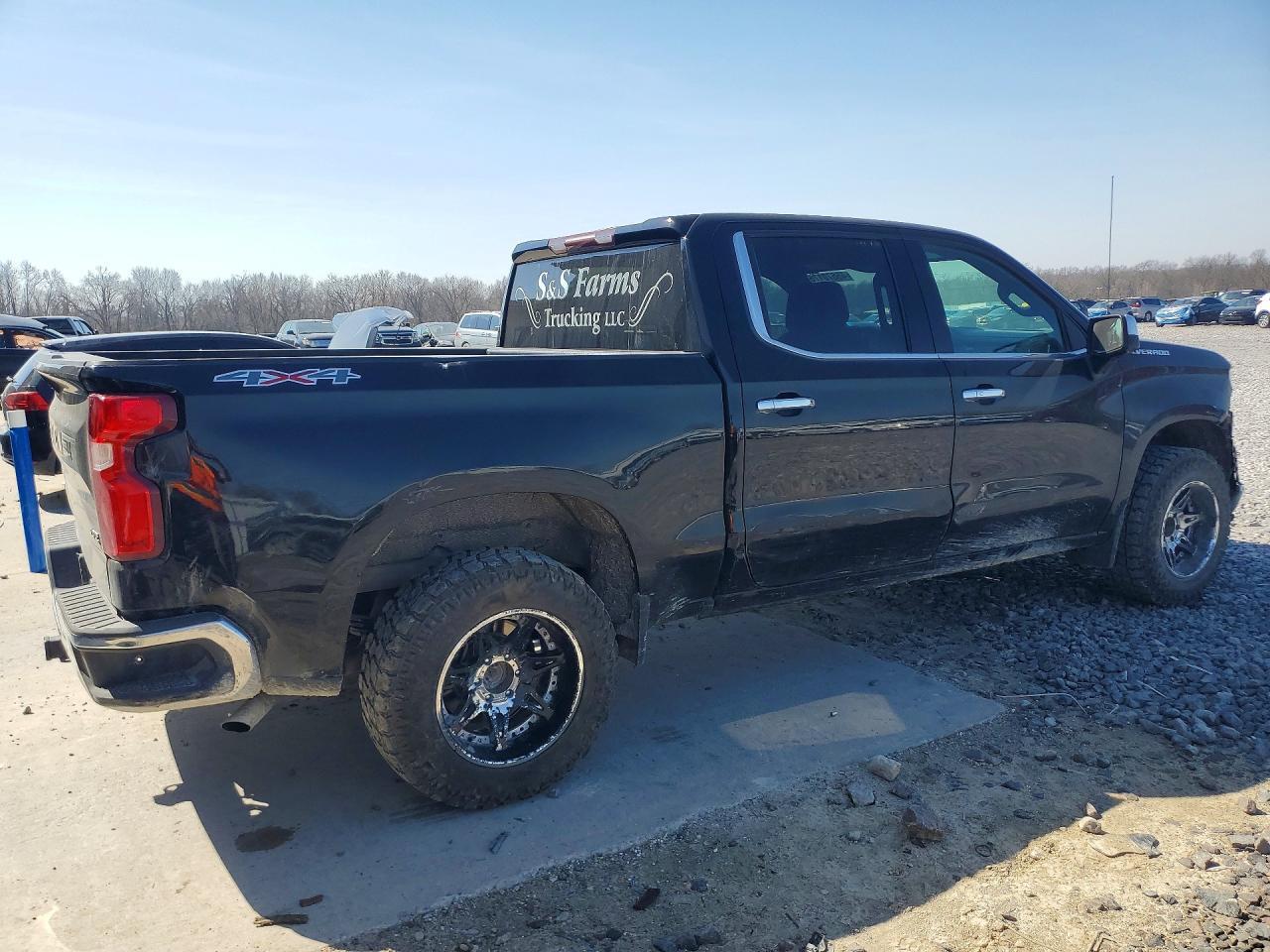 2020 Chevrolet Silverado K1500 Ltz - Image 3