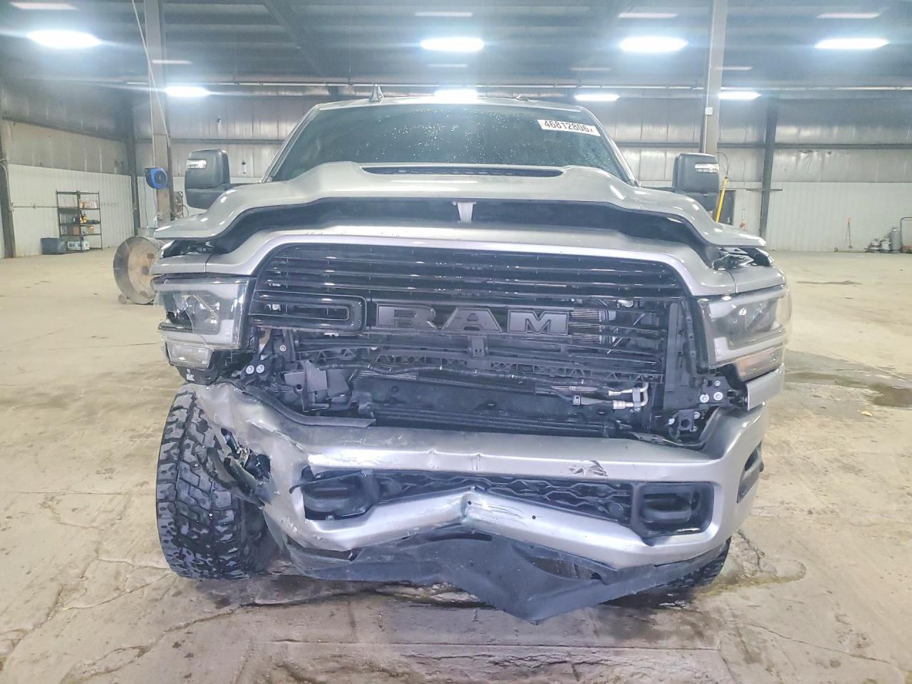 2024 Ram 3500 Laramie - Фото 5