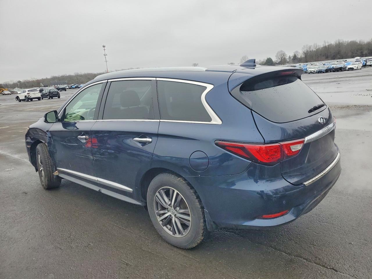 2018 Infiniti Qx60 Base - Image 2
